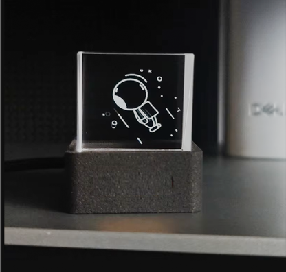 HoloCube Pro: Holographic Photo Display, Smart Weather Station, and Digital Clock with GIF Animations